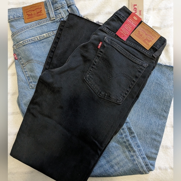 Levis Wedgie Fit Jeans . 2 Pairs - Picture 12 of 16